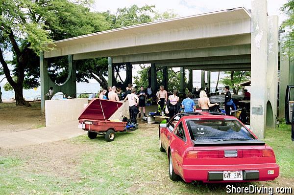 Parking can be a little tight, but you shouldn't have a problem.  Here, a dive class is underway.