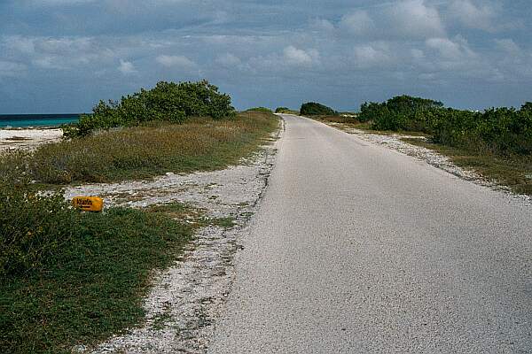 The entry could be tricky to find without the stones.  Your GPS will take you within meters of this entrance