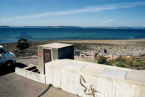 This small overlook shows the pipeline and the hike to get to the water's edge.