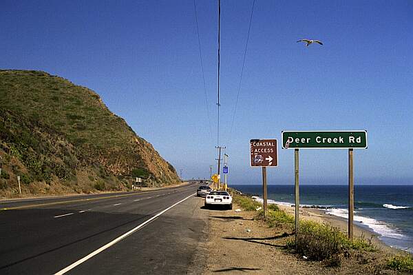 Coastal access is marked at the intersection.