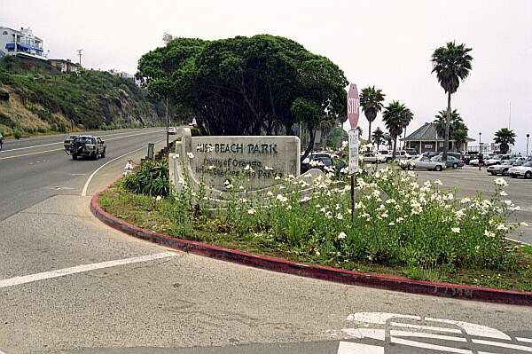 You can't miss the entrance as the Pacific Coast Highway dips into the Aliso Canyon.