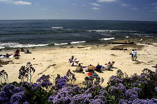 There are no facilities here-- just plain, old fashion beach.