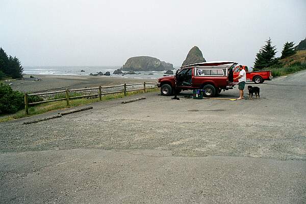 Lots of parking, with picnic tables nearby.  You can tell that you'll have somewhat of a hike to get to the water's edge.