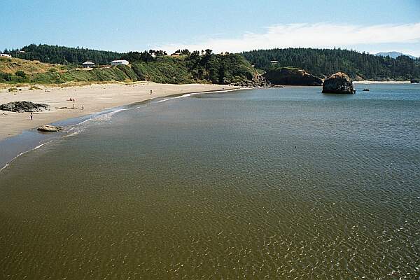 It looks like a lake, but the Pacific is right around the corner.