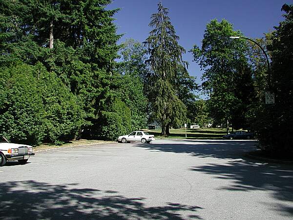 There is ample parking.  You might want to find a picnic table close to the beach to stage your gear.