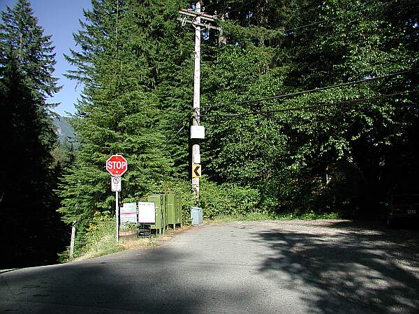 Parking is limited to the top of this hill,  200 meters from the drop-off point below.