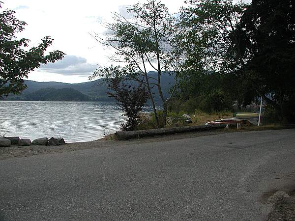 Looking out toward the point, this is the roadside trail.