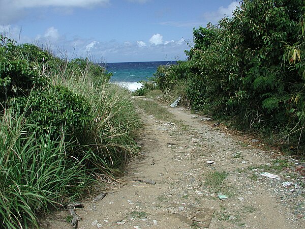 The ocean is about 30 meters from the parking, so gear-up at your car.