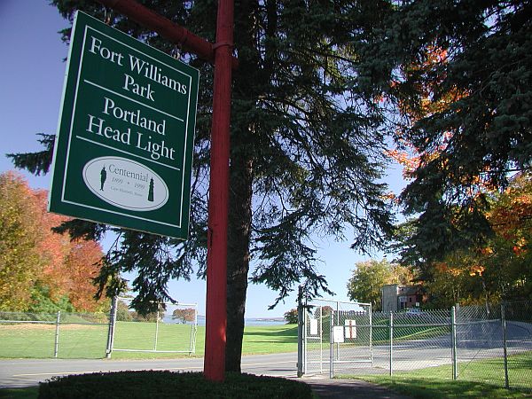 You can't miss the entrance to Fort Williams.