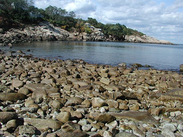 The entry can be a little tricky due to the large number of rocks at the water's edge.  Walking through this alone, you could easily twist an ankle, so hold your buddy's hand until you start to become buoyant.