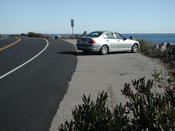 You can either park in Wallis Sands, or here just around the bend.