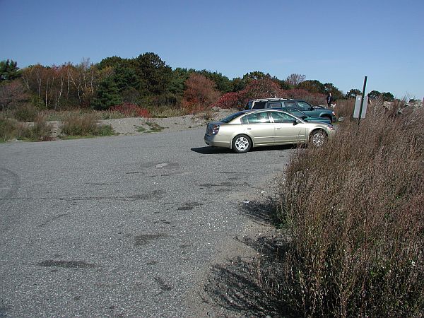 Lots of parking with the trial head in the distance.