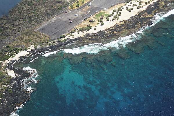 Old Kona Airport Beach